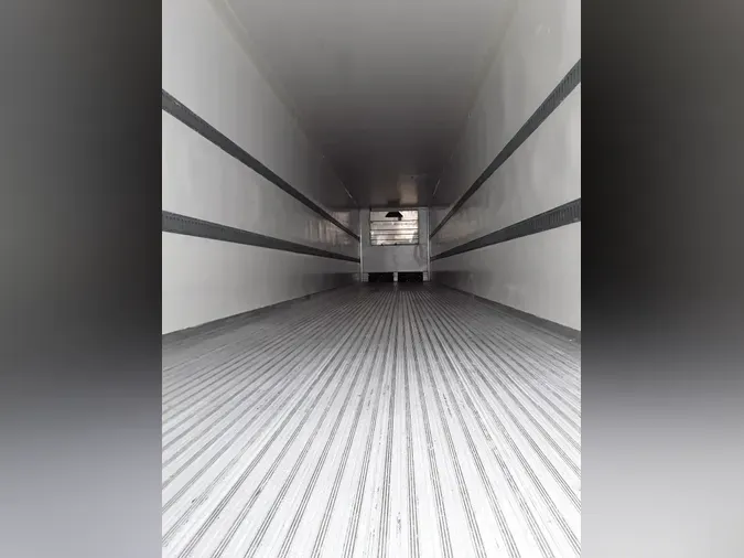 2016 VANGUARD TRAILER CORP R8000B 53/102/162