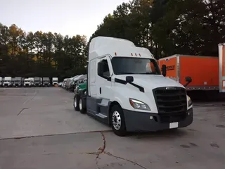 2022 Freightliner Cascadia 126