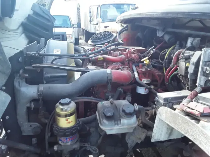 2018 FREIGHTLINER/MERCEDES M2 106