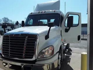 2019 FREIGHTLINER/MERCEDES CASCADIA 125