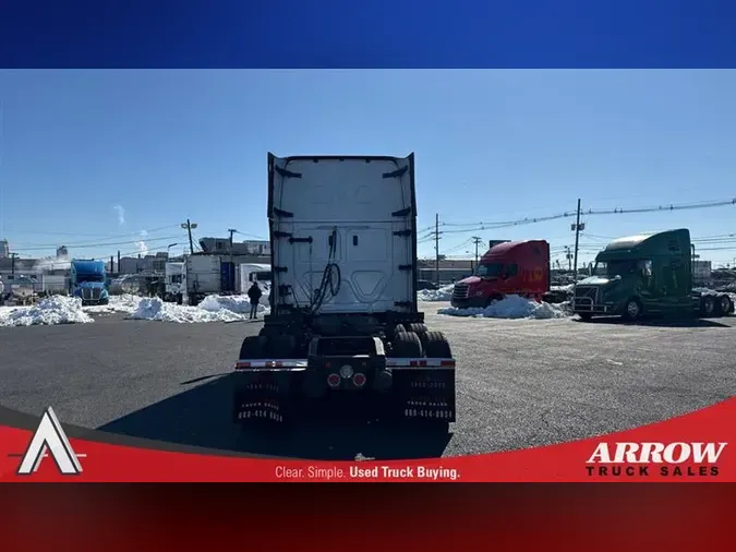 2023 FREIGHTLINER CA1268158b0300169e2da135539d07088cd22