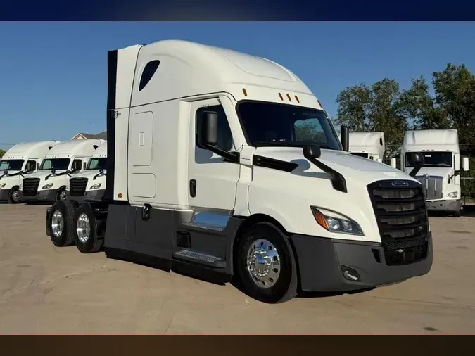 2022 Freightliner Cascadia815adc9d96626492709978283367447e