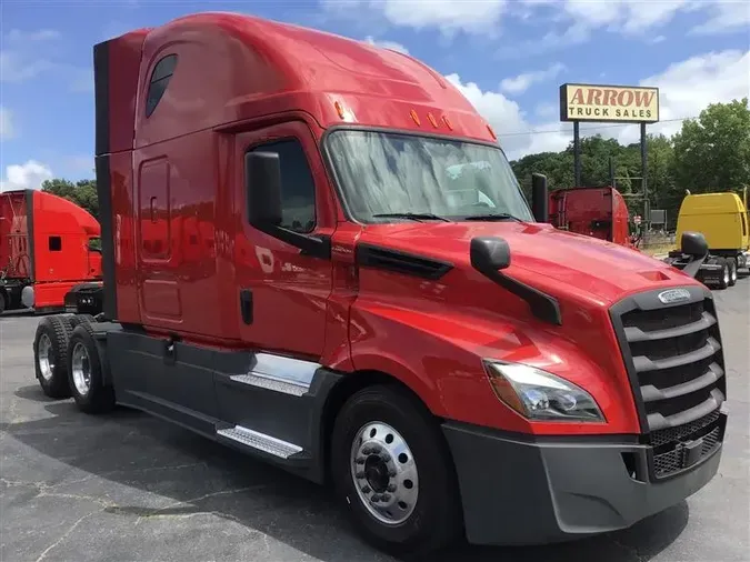 2020 FREIGHTLINER CASCADIA