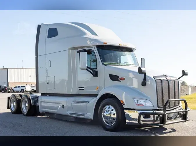 2021 PETERBILT 579