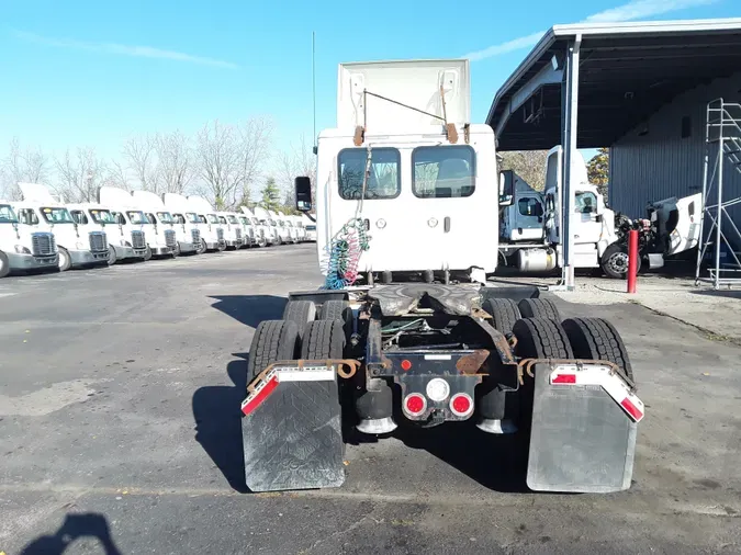 2018 FREIGHTLINER/MERCEDES CASCADIA 125