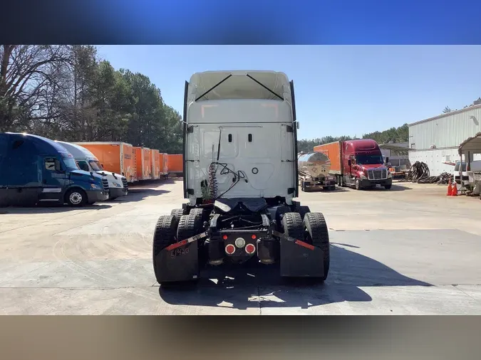 2021 Freightliner Cascadia