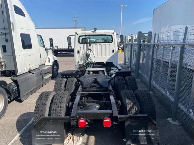 2021 Freightliner Business Class M2 112816c18af27830e01a8e32a3eab76da0e