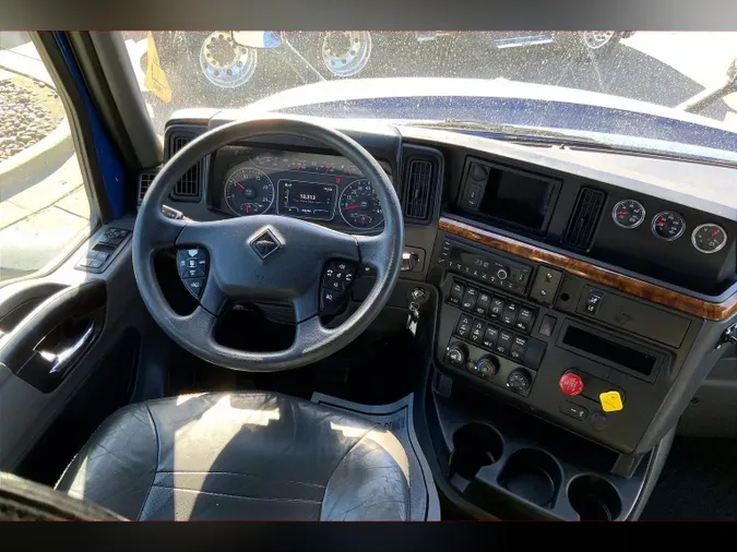 2022 INT LT625 6x4816ceaecd77b4e232fd70a6ba18fff45