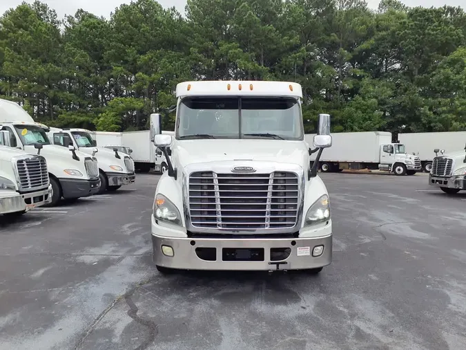 2019 FREIGHTLINER CASCADIA 125