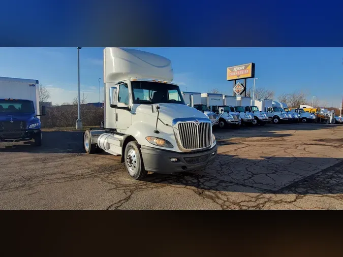 2018 International RH613