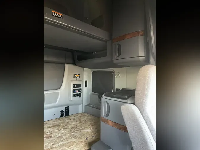 2022 International LT6258177c3bffba492fa4ef88f6ae8408045