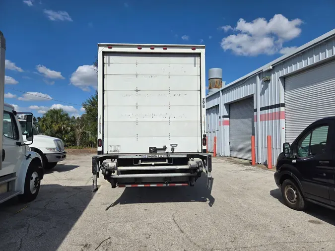 2018 FREIGHTLINER/MERCEDES M2 106