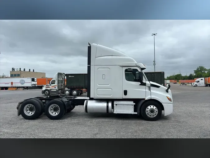 2020 Freightliner Cascadia