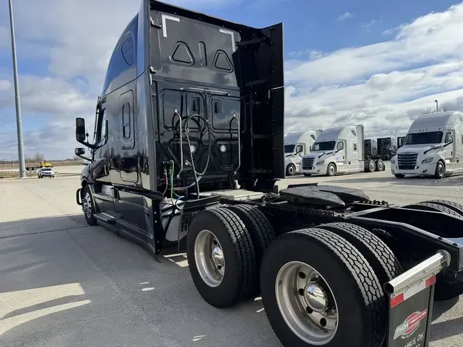 2023 Freightliner Cascadia&reg;