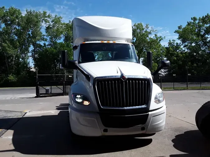 2022 NAVISTAR INTERNATIONAL LT625 DAYCAB T/A817e60d57a36b23f0a21518297a30fea