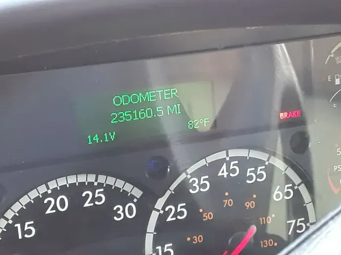 2019 FREIGHTLINER M2 106
