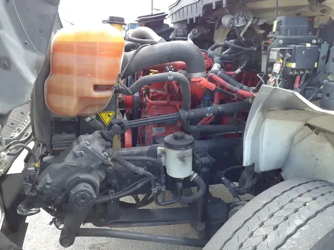 2018 NAVISTAR INTERNATIONAL 4300