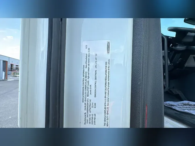 2021 Freightliner Cascadia 126