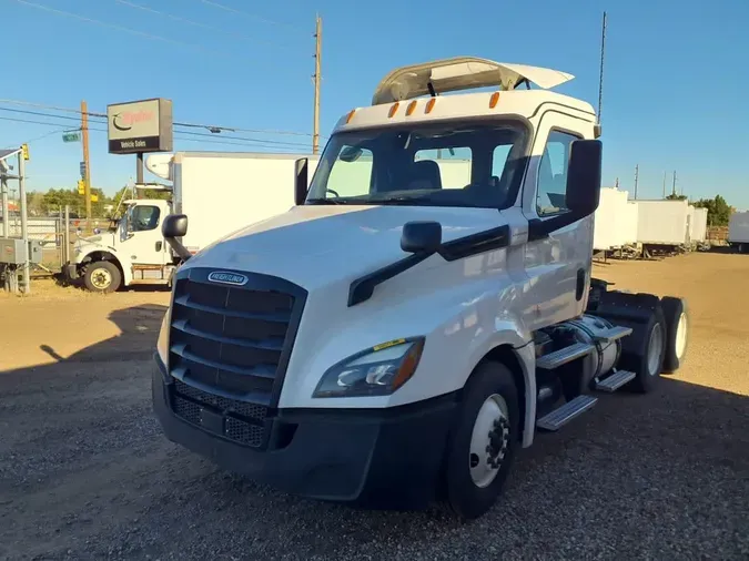 2019 FREIGHTLINER/MERCEDES CASCADIA 126 5TH GEN818fcb2608f6d53734ab6f66926d5821