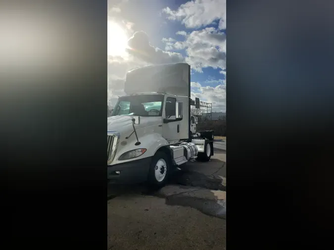 2019 International RH613