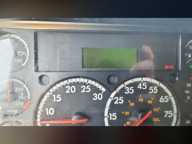 2020 FREIGHTLINER/MERCEDES M2 106