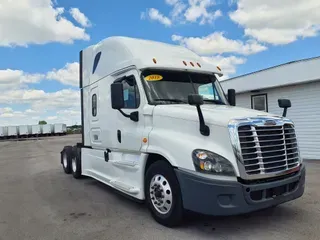 2018 FREIGHTLINER/MERCEDES CASCADIA 125