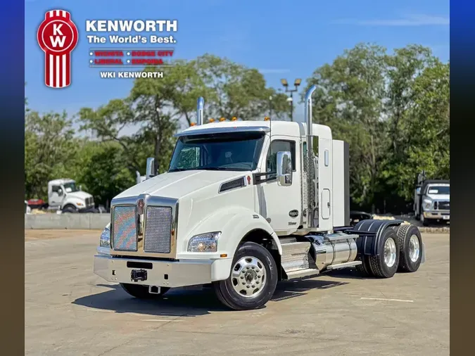 2025 KENWORTH T880819ce6a3334f92e50d05b3a389d5ec96