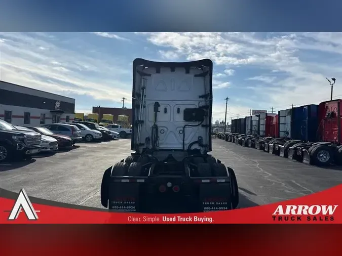 2022 FREIGHTLINER CA126