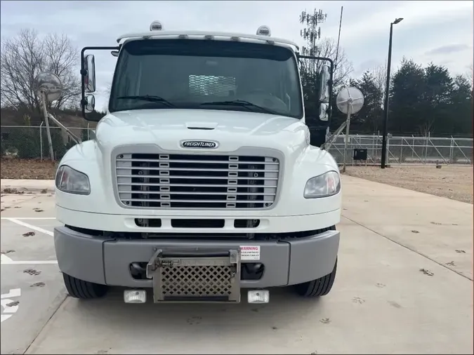 2020 FREIGHTLINER/MERCEDES M2 106819ec9c5305713455badefb3ca30992b