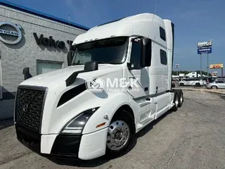 2019 VOLVO VNL64T860