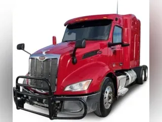 2022 Peterbilt 579