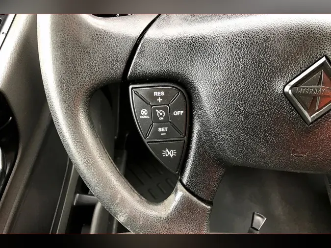 2023 INT LT625 6X4