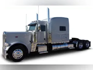 2023 Peterbilt 389