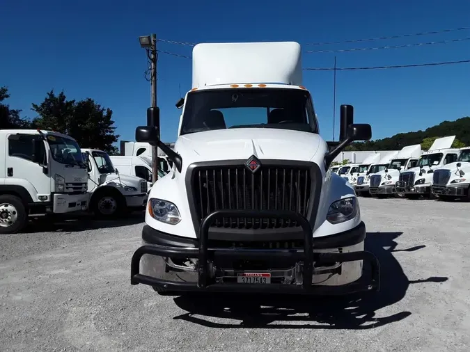 2020 NAVISTAR INTERNATIONAL LT625 DAYCAB T/A81a4b33ed37e7c6077f5bfc385babbe3