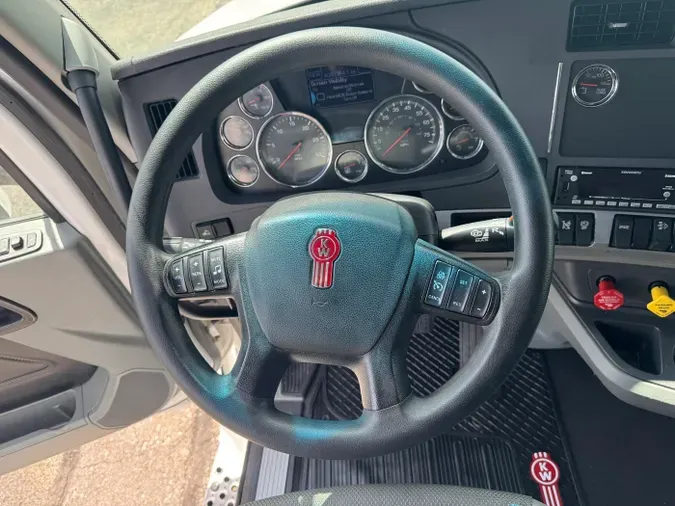 2022 Kenworth T680