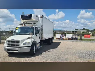 2021 FREIGHTLINER/MERCEDES M2 106