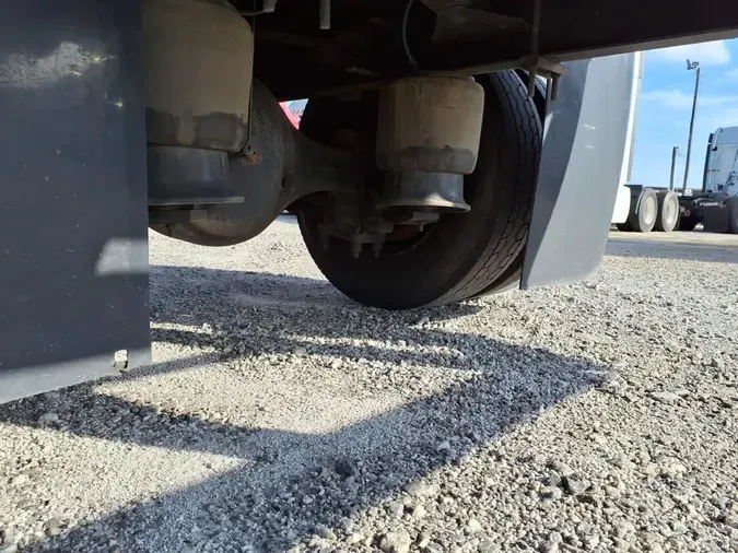 2018 FREIGHTLINER/MERCEDES M2 106