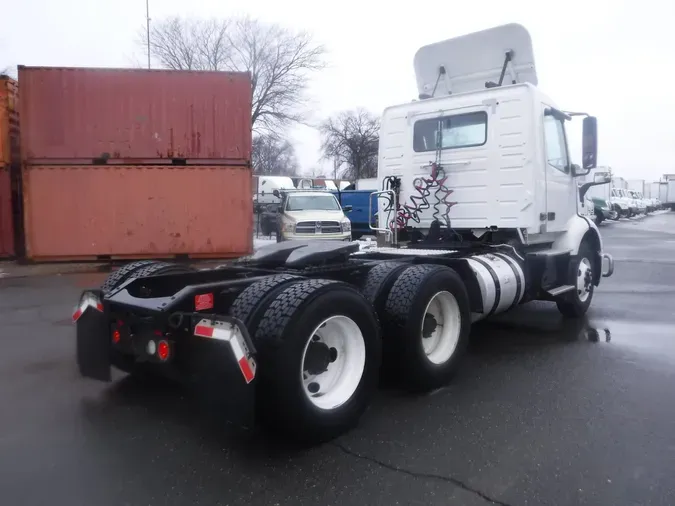 2019 VOLVO VNL