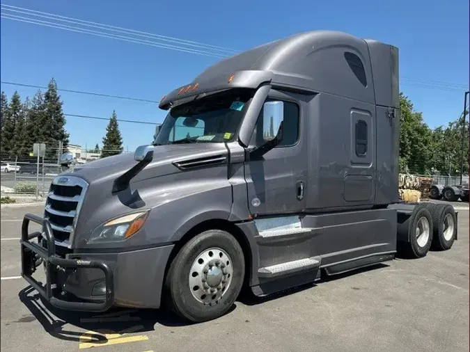 2023 FREIGHTLINER CA126