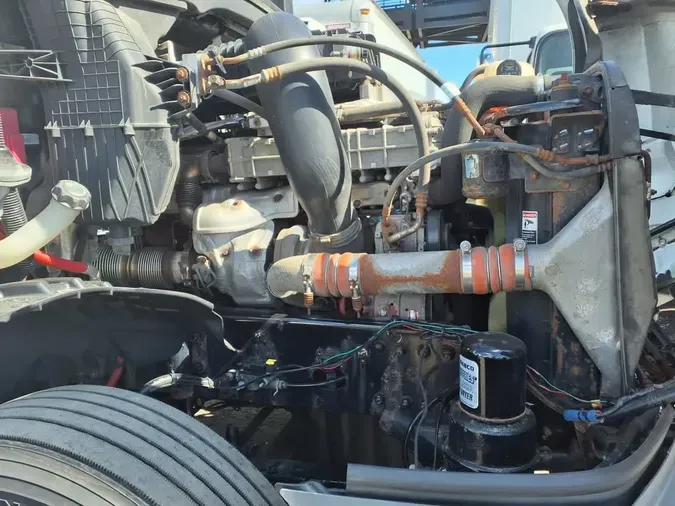2019 FREIGHTLINER NEW CASCADIA 126