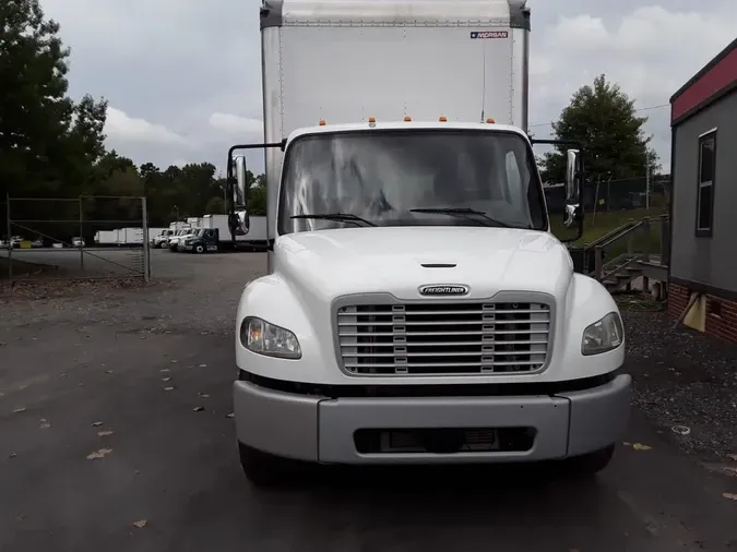 2019 FREIGHTLINER M2 106