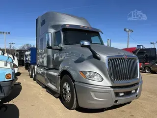 2022 INTERNATIONAL LT