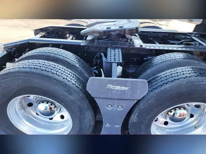 2022 INTERNATIONAL LT