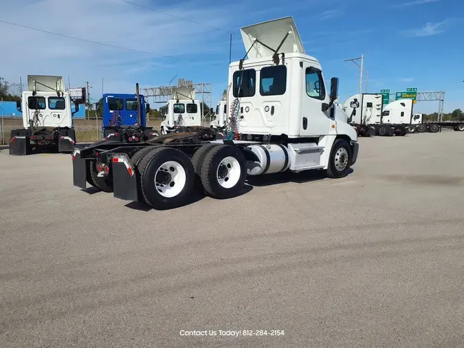 2019 FREIGHTLINER/MERCEDES CASCADIA 125