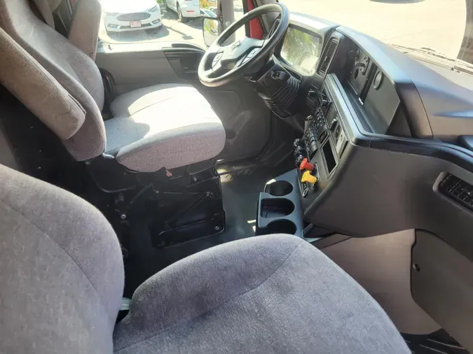 2022 International LT625