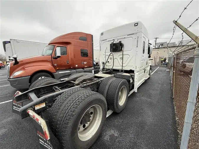 2017 FREIGHTLINER CASCADIA EVOLUTION