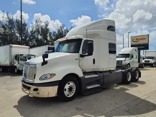 2020 NAVISTAR INTERNATIONAL LT625 SLPR CAB