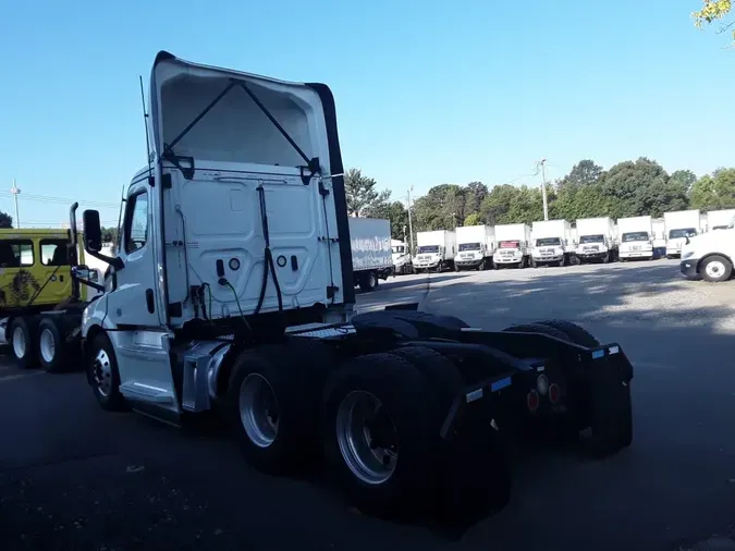 2022 FREIGHTLINER/MERCEDES NEW CASCADIA PX12664