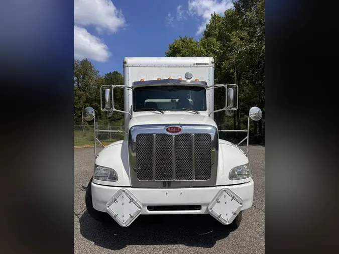 2017 Peterbilt 337