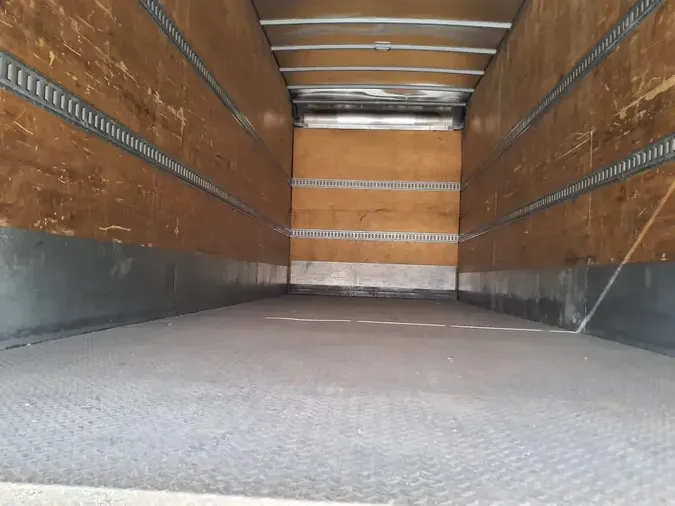 2020 FREIGHTLINER/MERCEDES M2 106